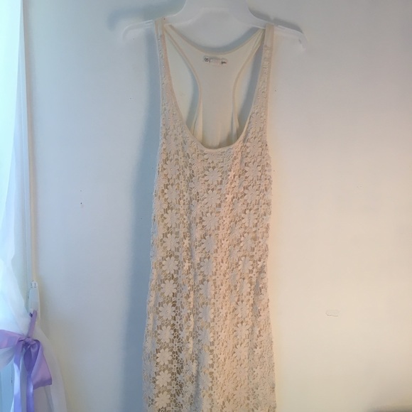 White lace Dress - Picture 3 of 4